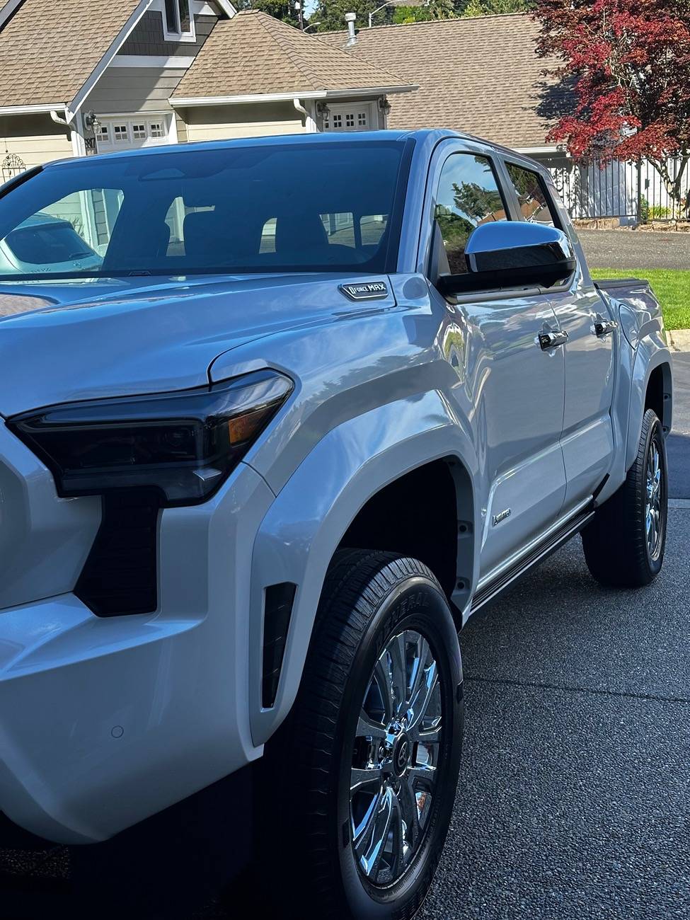 2024 Tacoma Wheels: Limited Shiny Chrome vs. TRD Matte Black IMG_4583