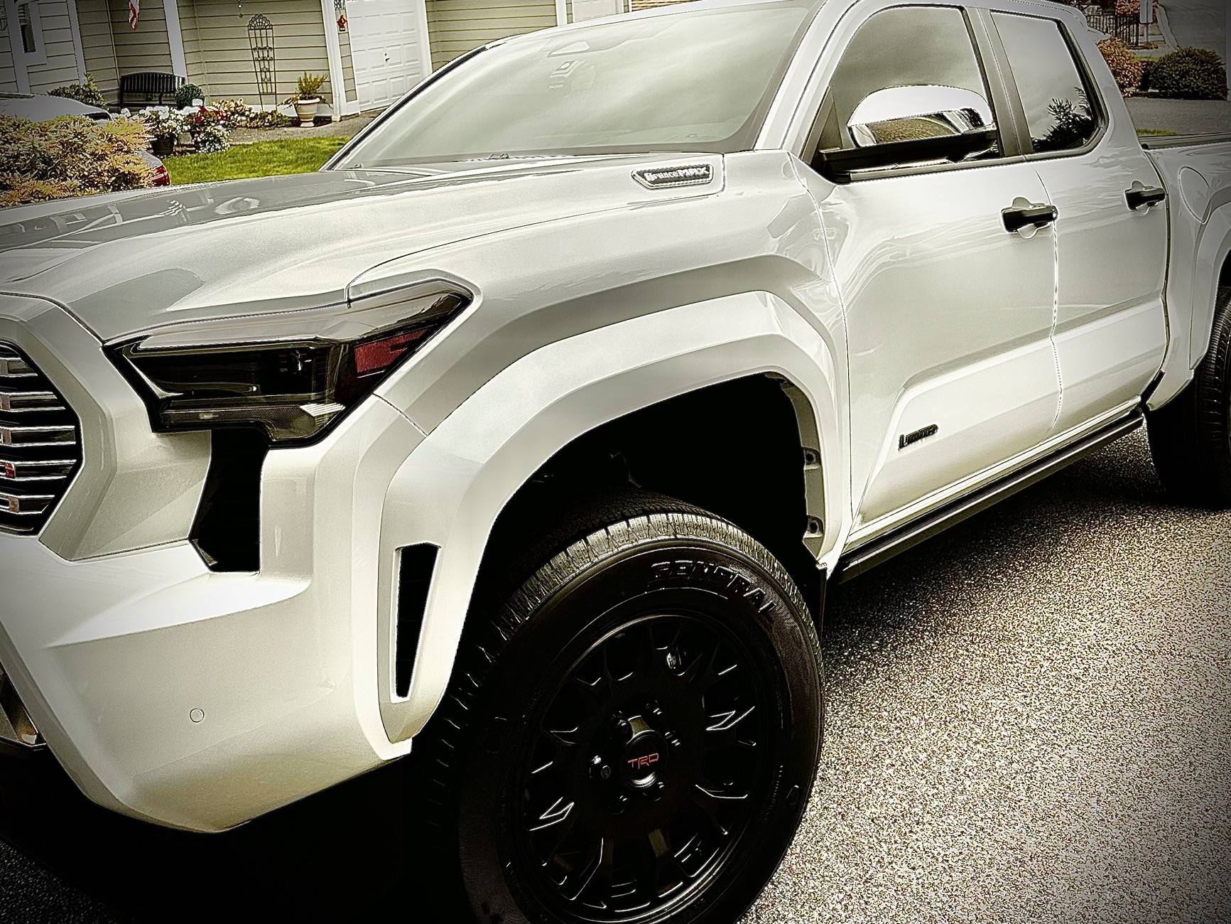 2024 Tacoma Wheels: Limited Shiny Chrome vs. TRD Matte Black IMG_4699