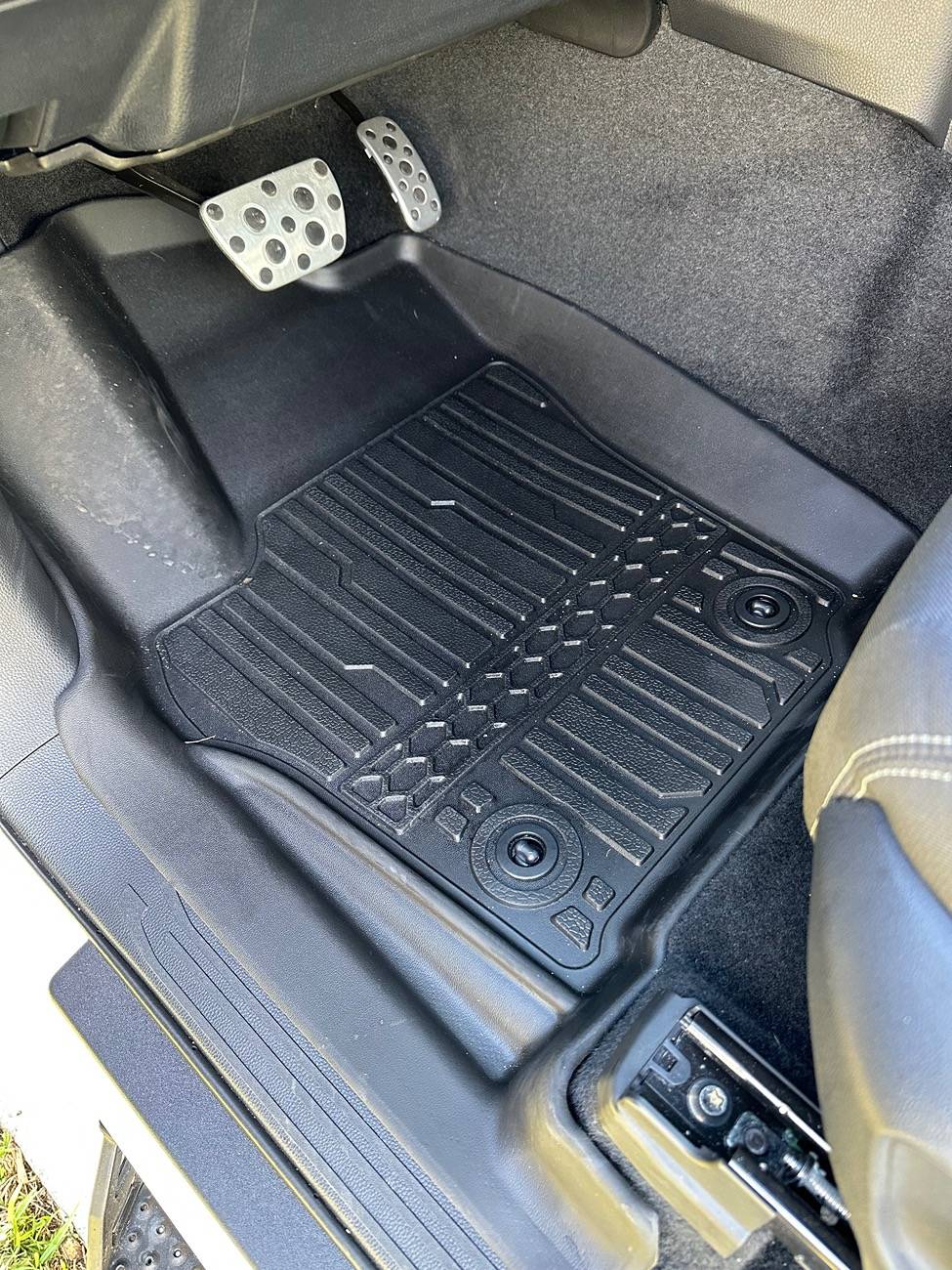 2024 Tacoma TripleAliners vs OEM Floor Mats - My Review IMG_4739