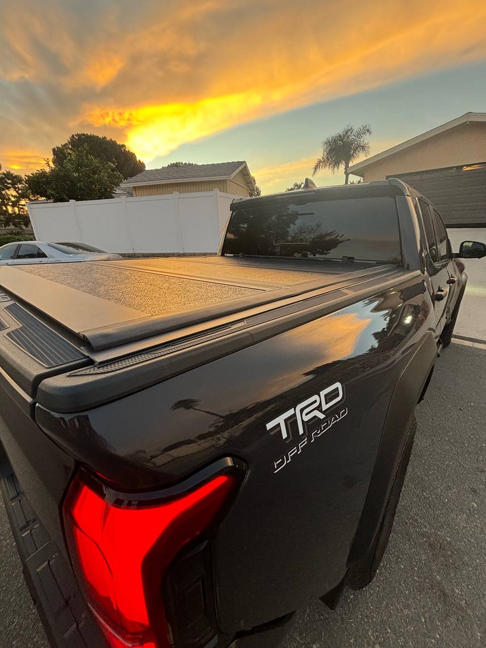 2024 Tacoma Rough Country Hard Low Profile Tri Fold Tonneau Cover - installed photos IMG_5552