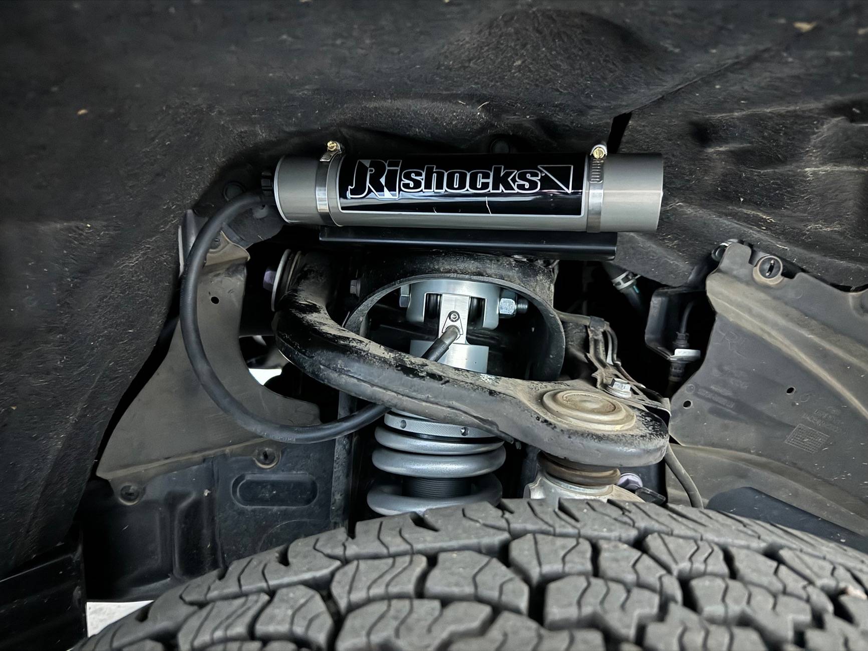 2024 Tacoma JRI 6 stage adjustable shocks IMG_5800