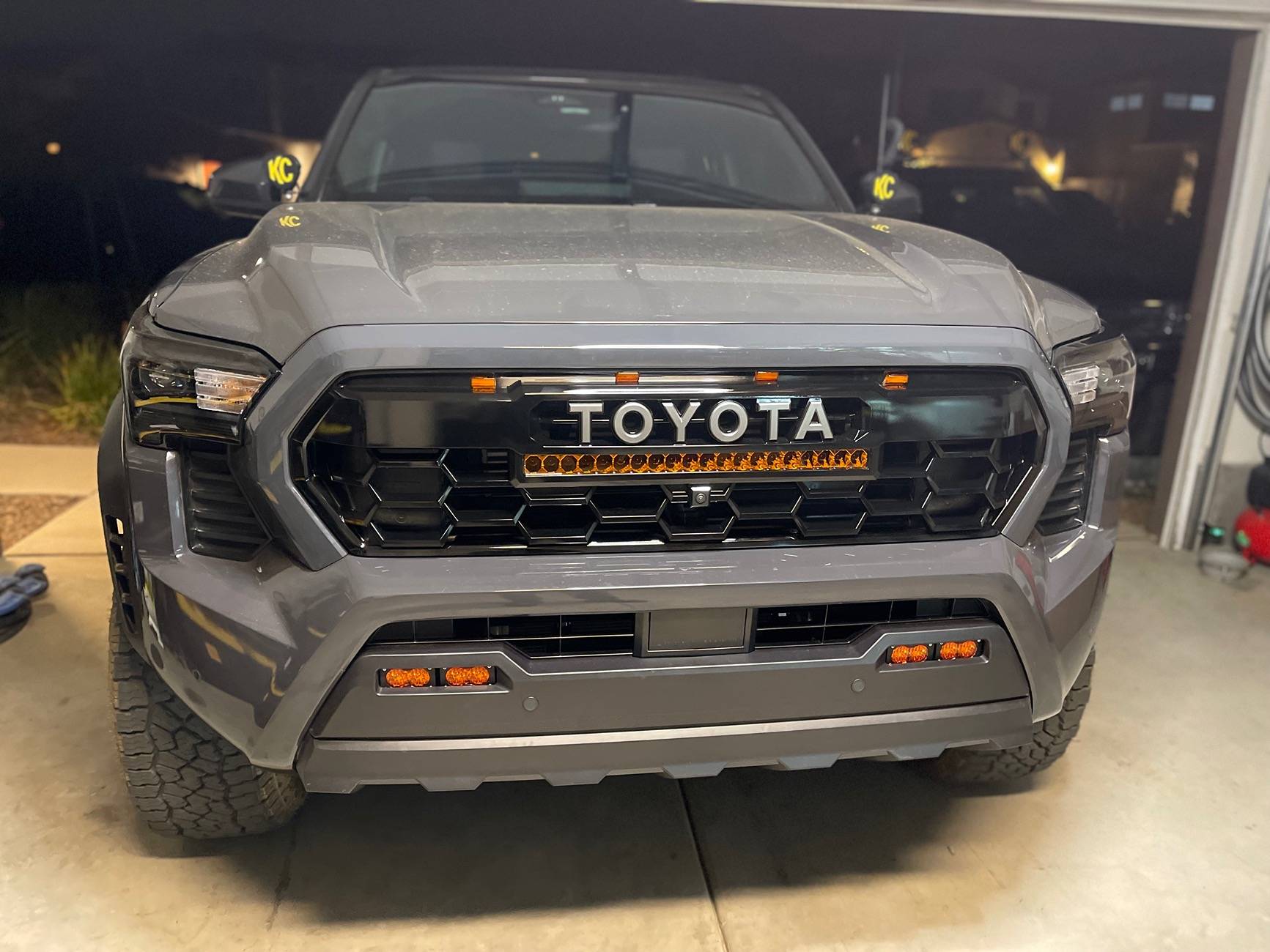 2024 Tacoma Installed Heretic light bar, Baja fog lights & Raptor lights in 2024 Tacoma TRD Pro grill IMG_6011