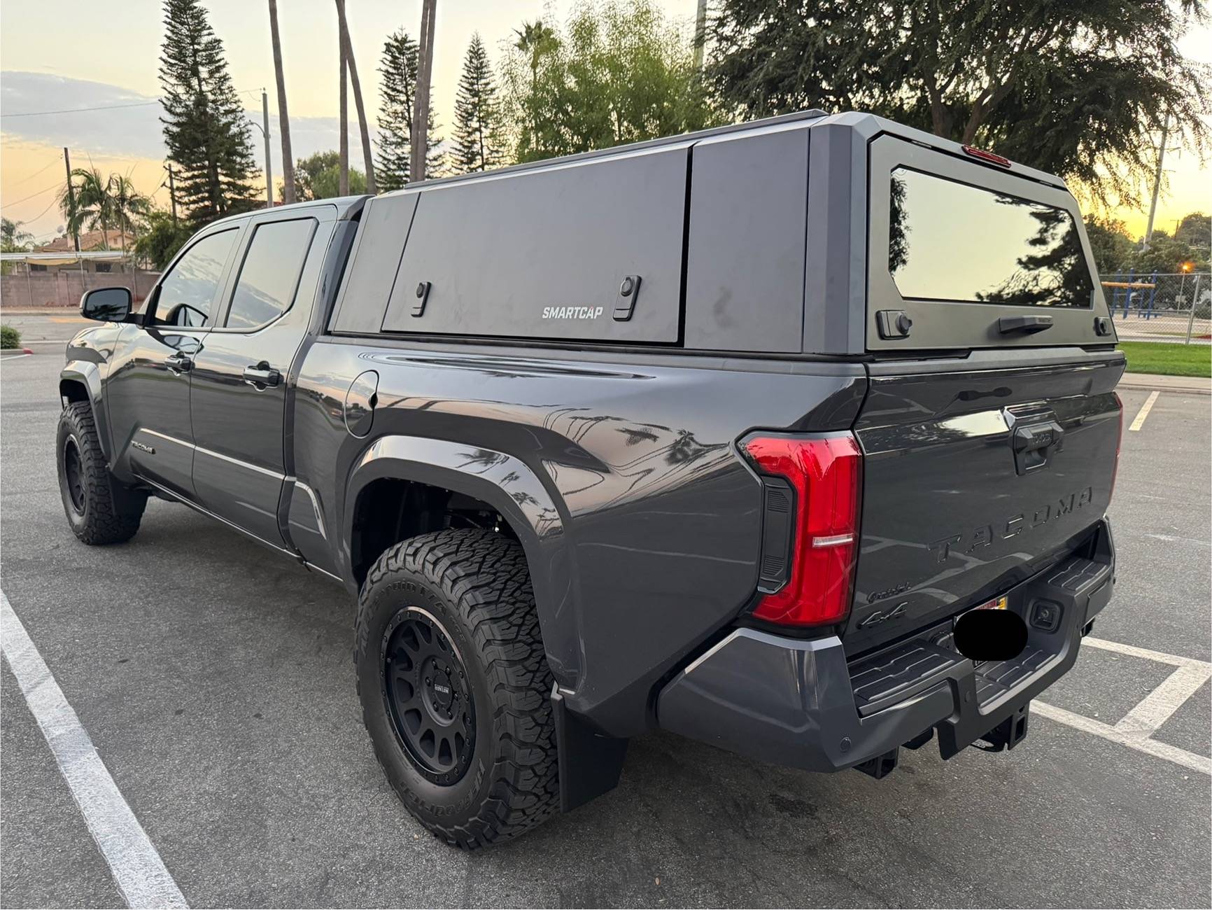 2024 Tacoma SmartCap EVO Bed Cap for 2024 Tacoma (5' and 6' Bed) IMG_6019