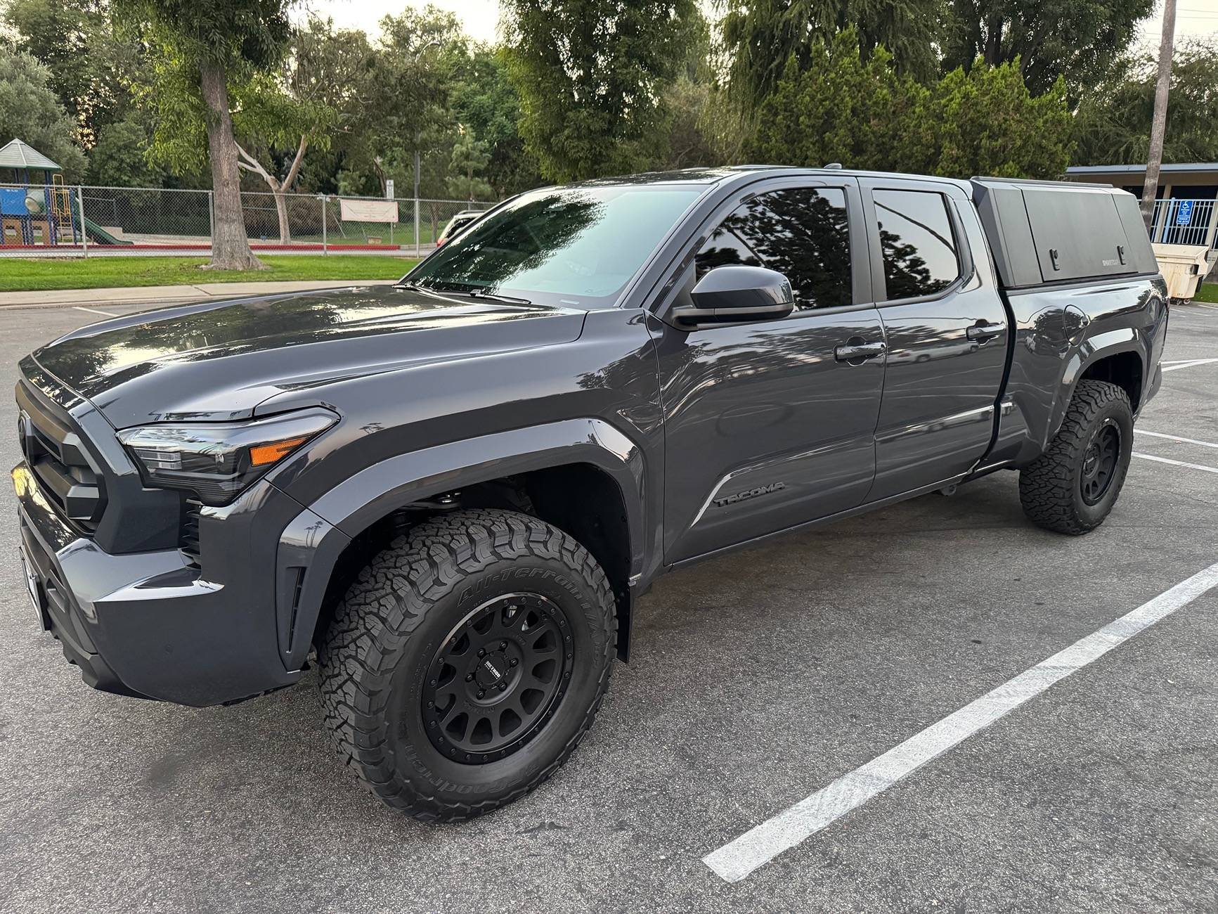 2024 Tacoma SmartCap EVO Bed Cap for 2024 Tacoma (5' and 6' Bed) IMG_6020