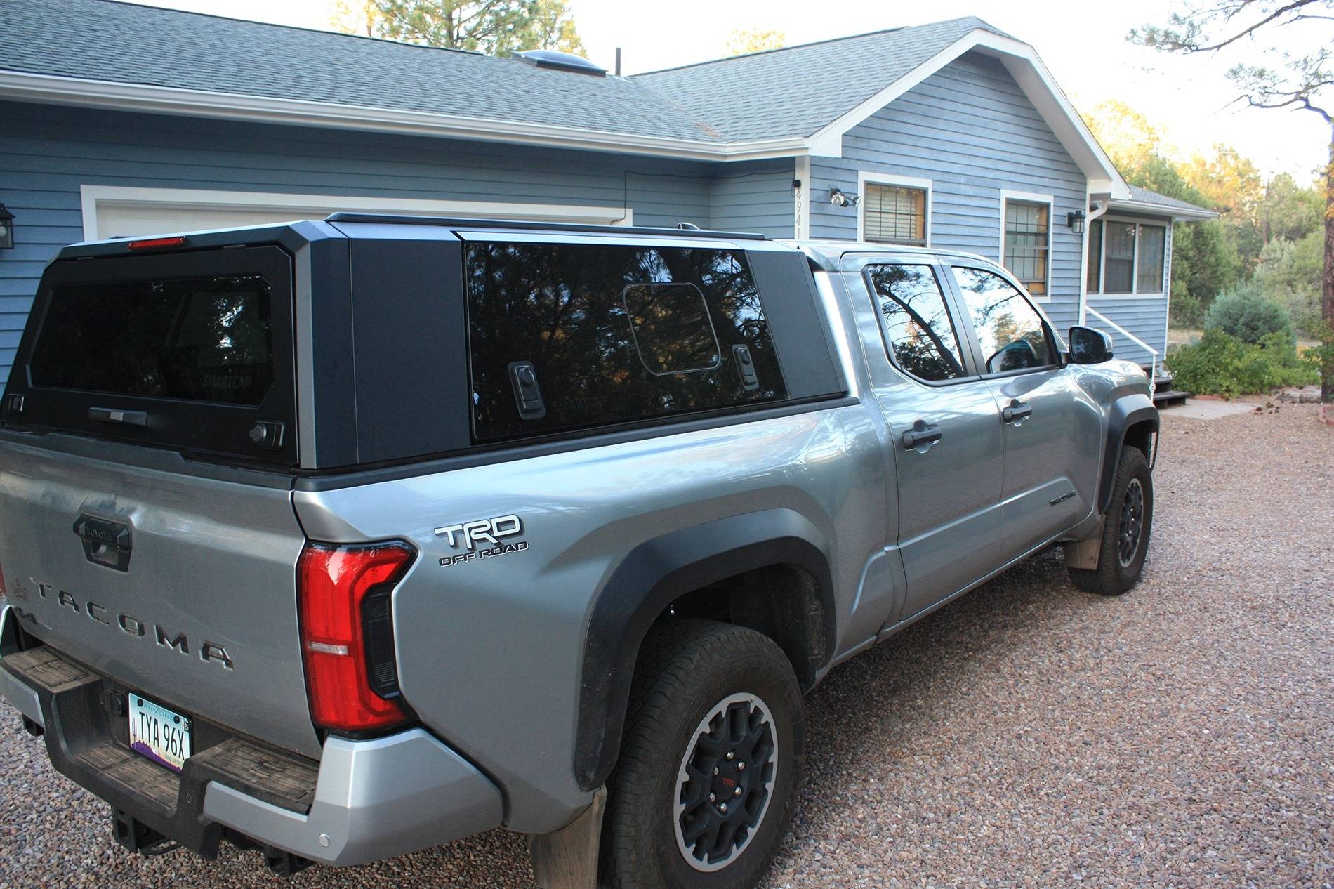 2024 Tacoma SmartCap EVO Bed Cap for 2024 Tacoma (5' and 6' Bed) IMG_6395.JPG