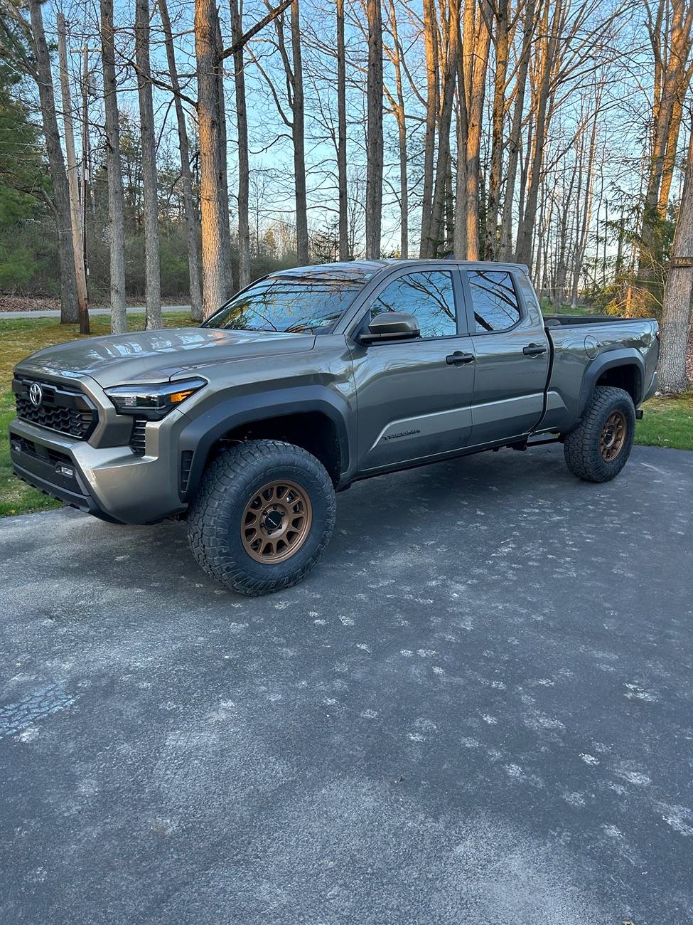 2024 Tacoma Upgrading Trailhunter (or TRD Pro) tires? IMG_6726