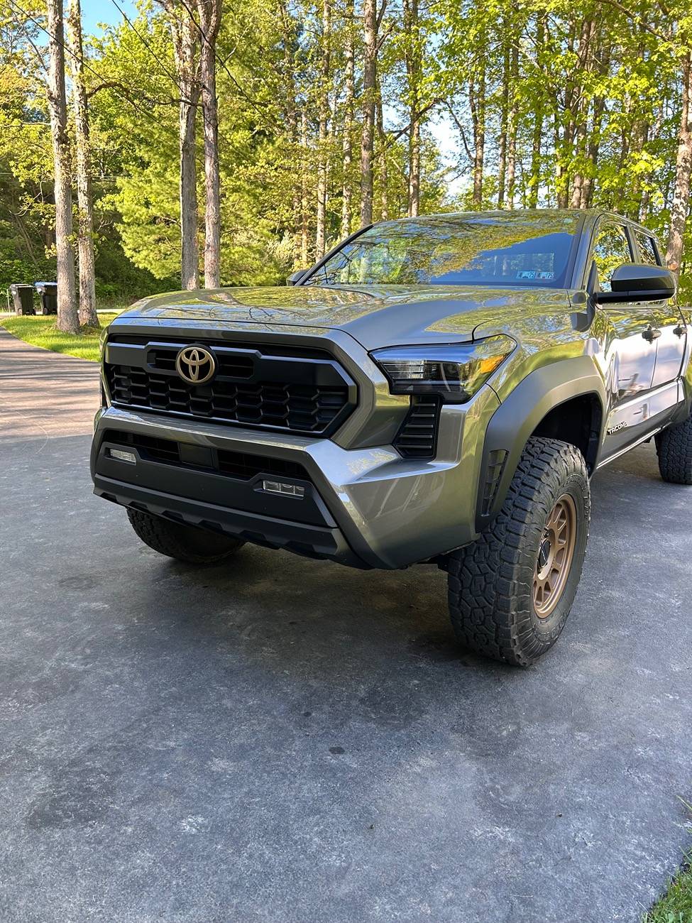 2024 Tacoma Upgrading Trailhunter (or TRD Pro) tires? IMG_6752