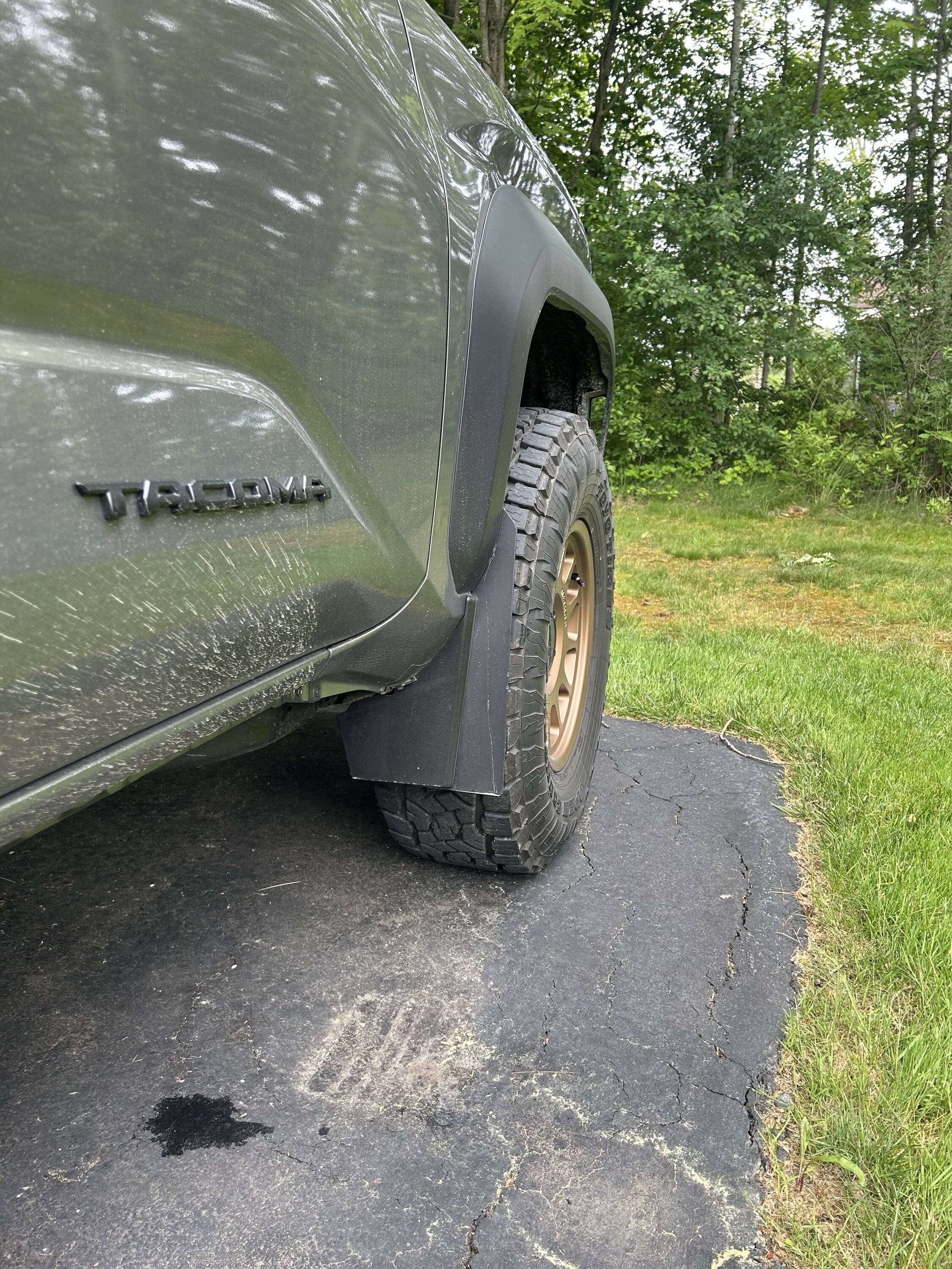 2024 Tacoma Rock Dings after lifting and adding bigger tires IMG_6785