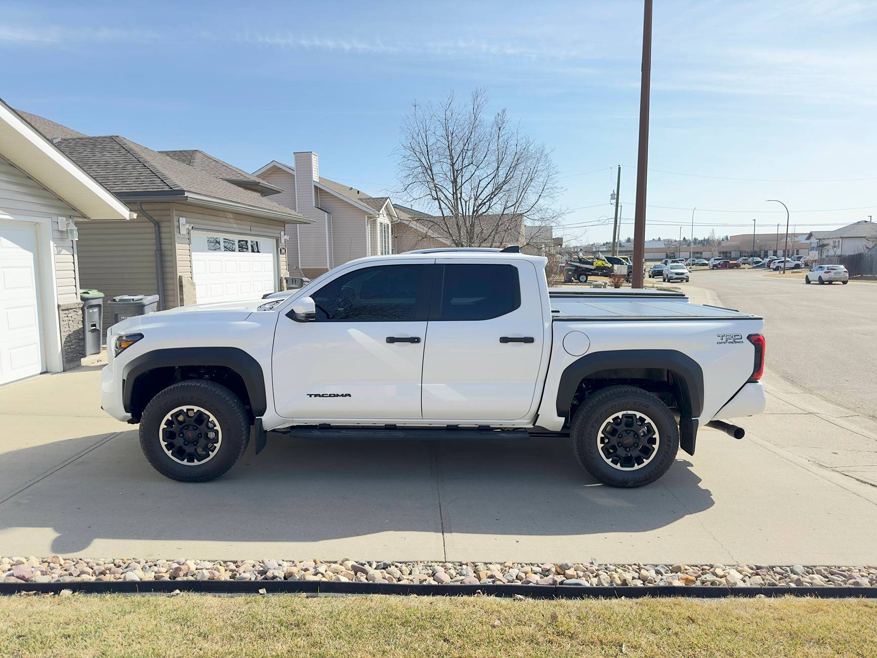 2024 Tacoma OEM Trifold Tonneau. Bed rack options IMG_7793