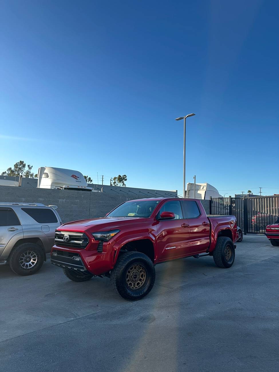 2024 Tacoma *UPDATE* - 285/17/R18 BF Goodrich KO3 tires on stock Trailhunter - before & after photos IMG_7835