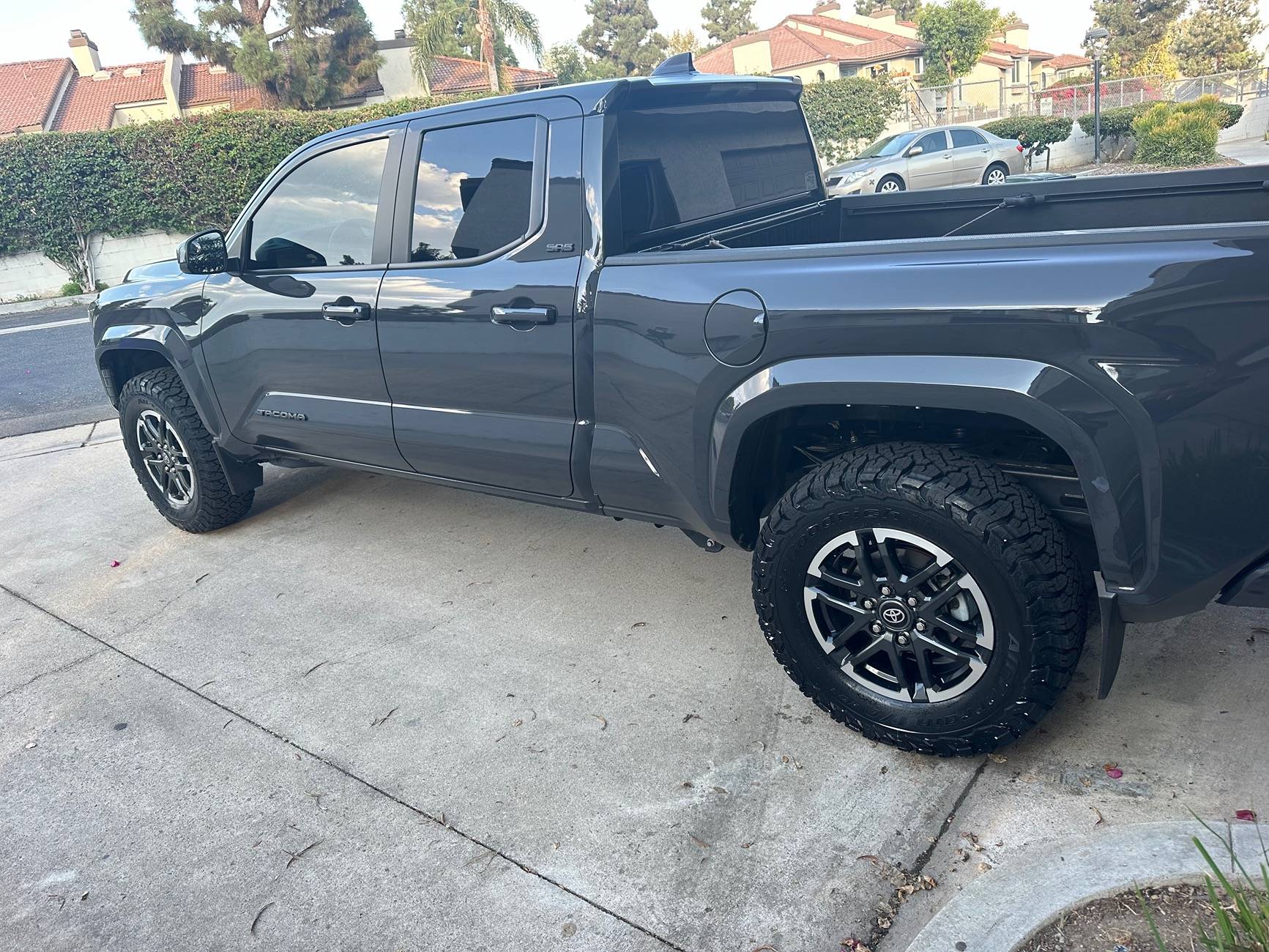 2024 Tacoma TRD wheels on 275/70/18 IMG_8258