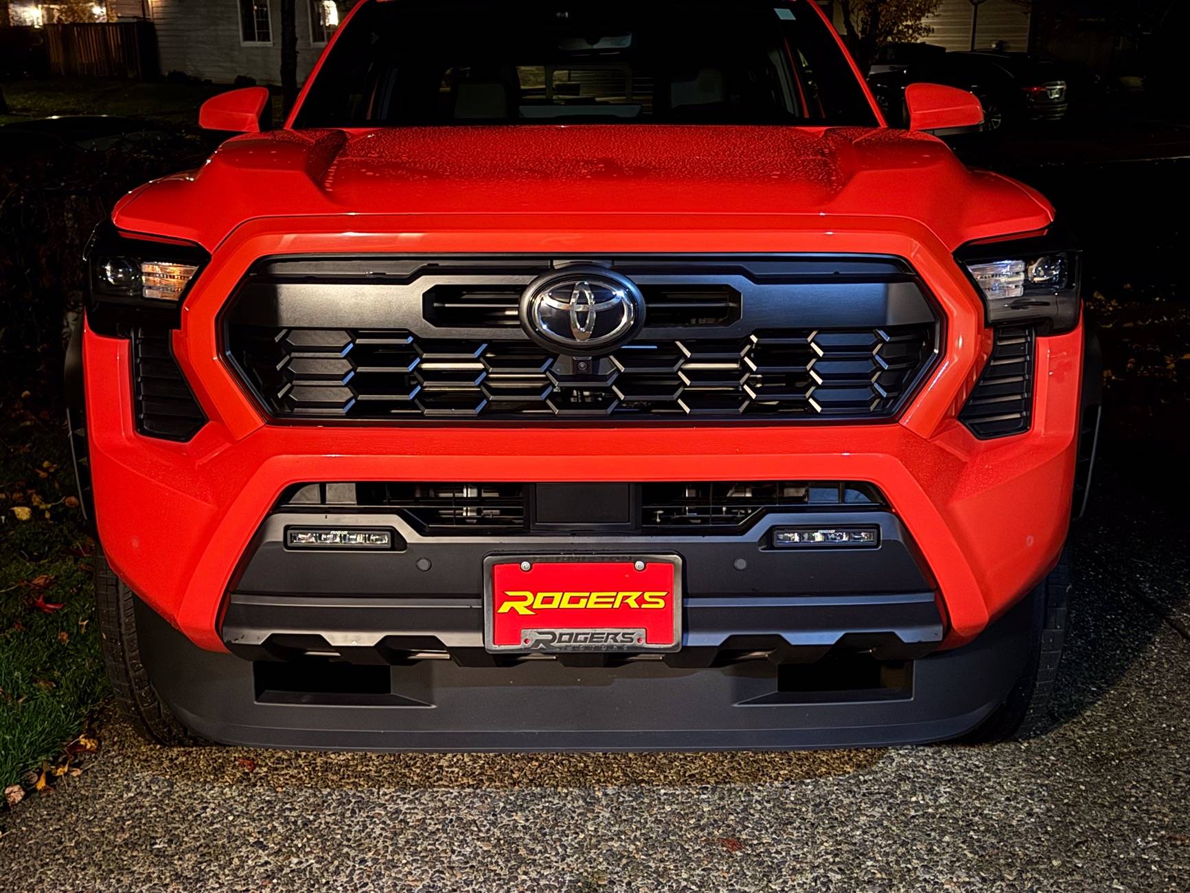 2024 Tacoma Illuminated Toyota Grille Emblem Installed on Off-Road Premium IMG_8670