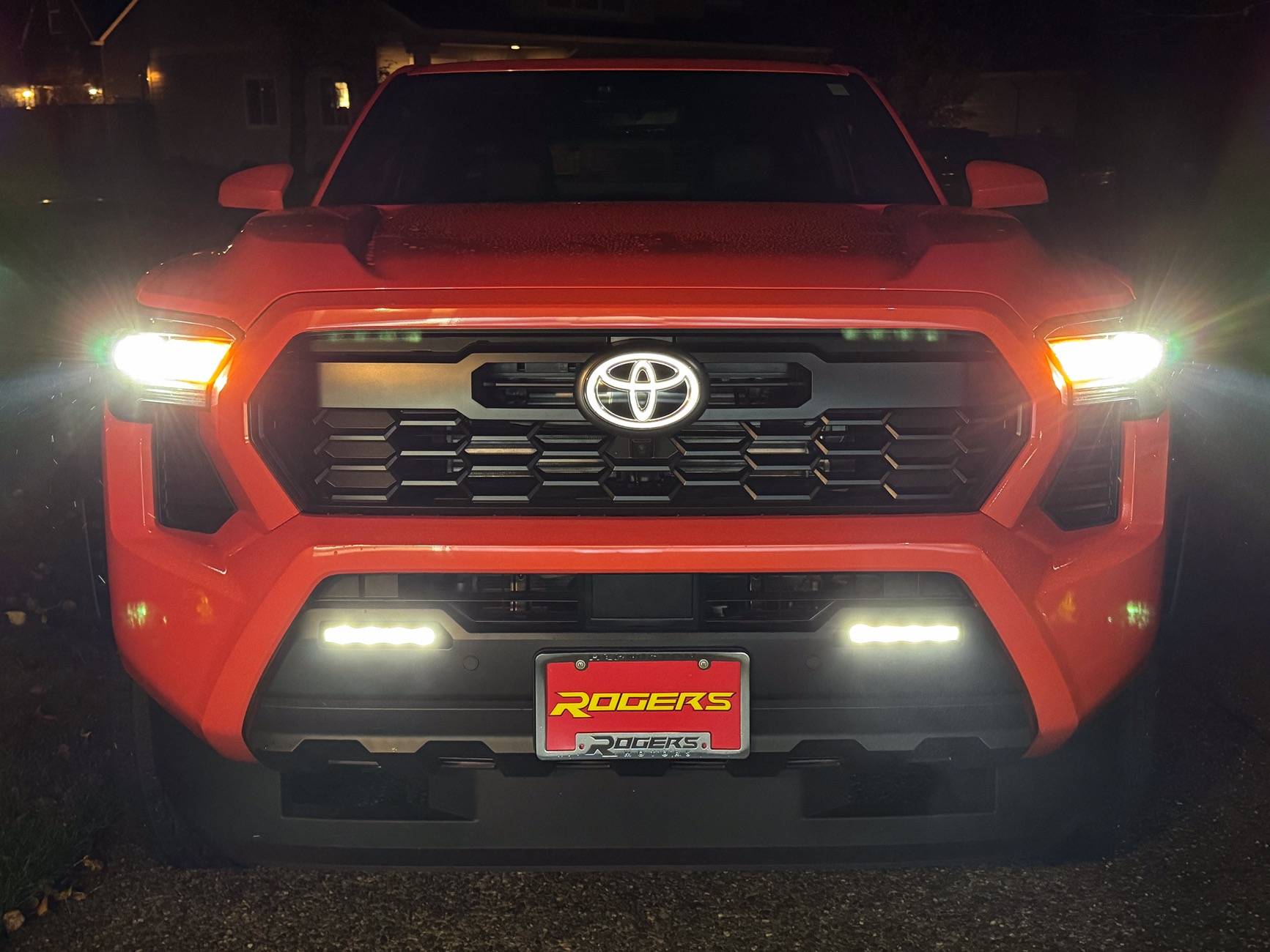 2024 Tacoma Illuminated Toyota Grille Emblem Installed on Off-Road Premium IMG_8672