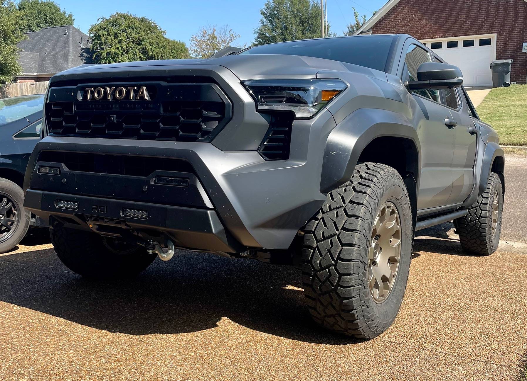 2024 Tacoma What did you do TO / WITH your 4th gen Tacoma today?! 👨‍🏭 🧰 📸 IMG_9085