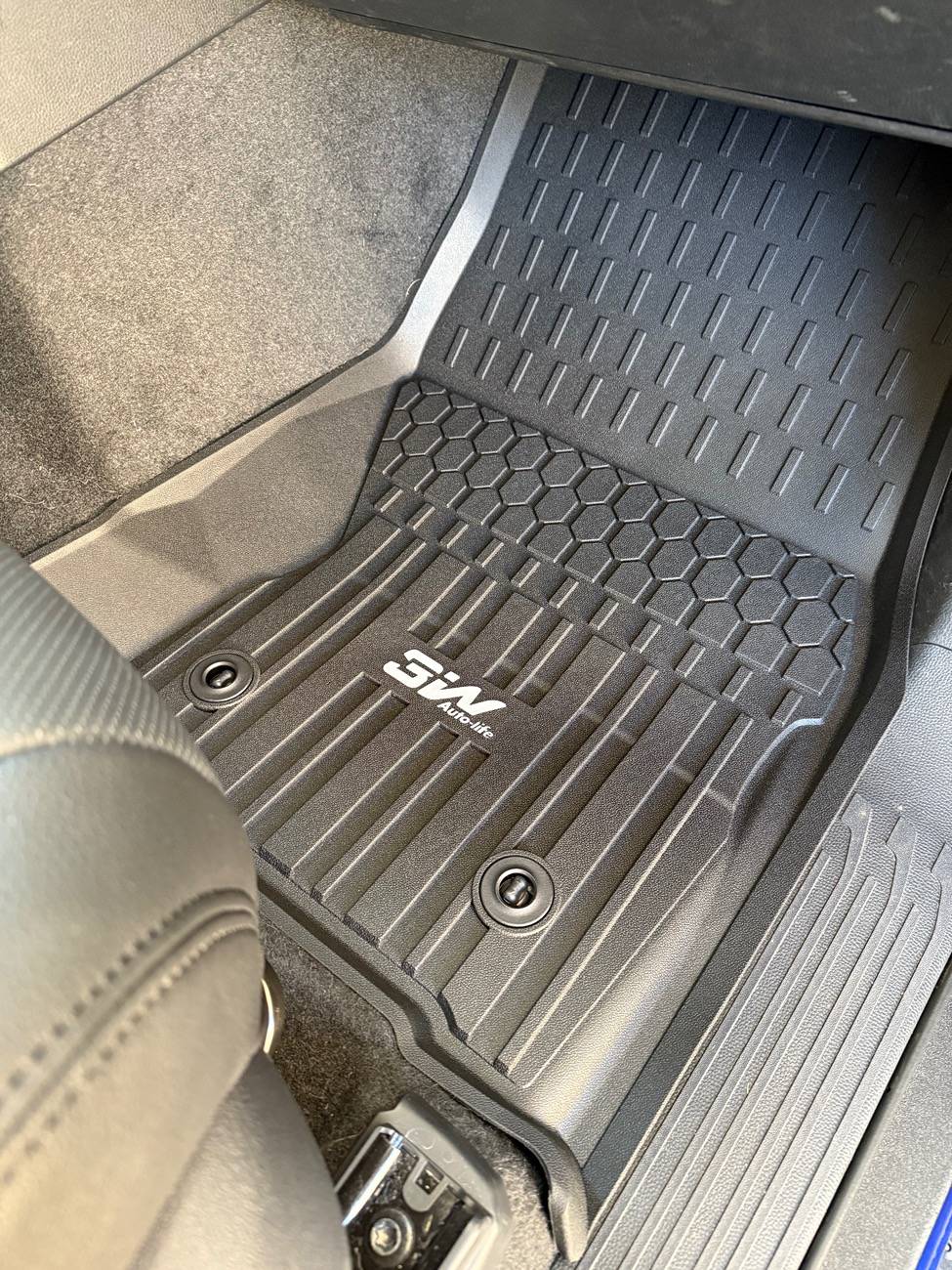 2024 Tacoma 3Wliners Floor Mats Mini Review and OEM Comparison IMG_9744