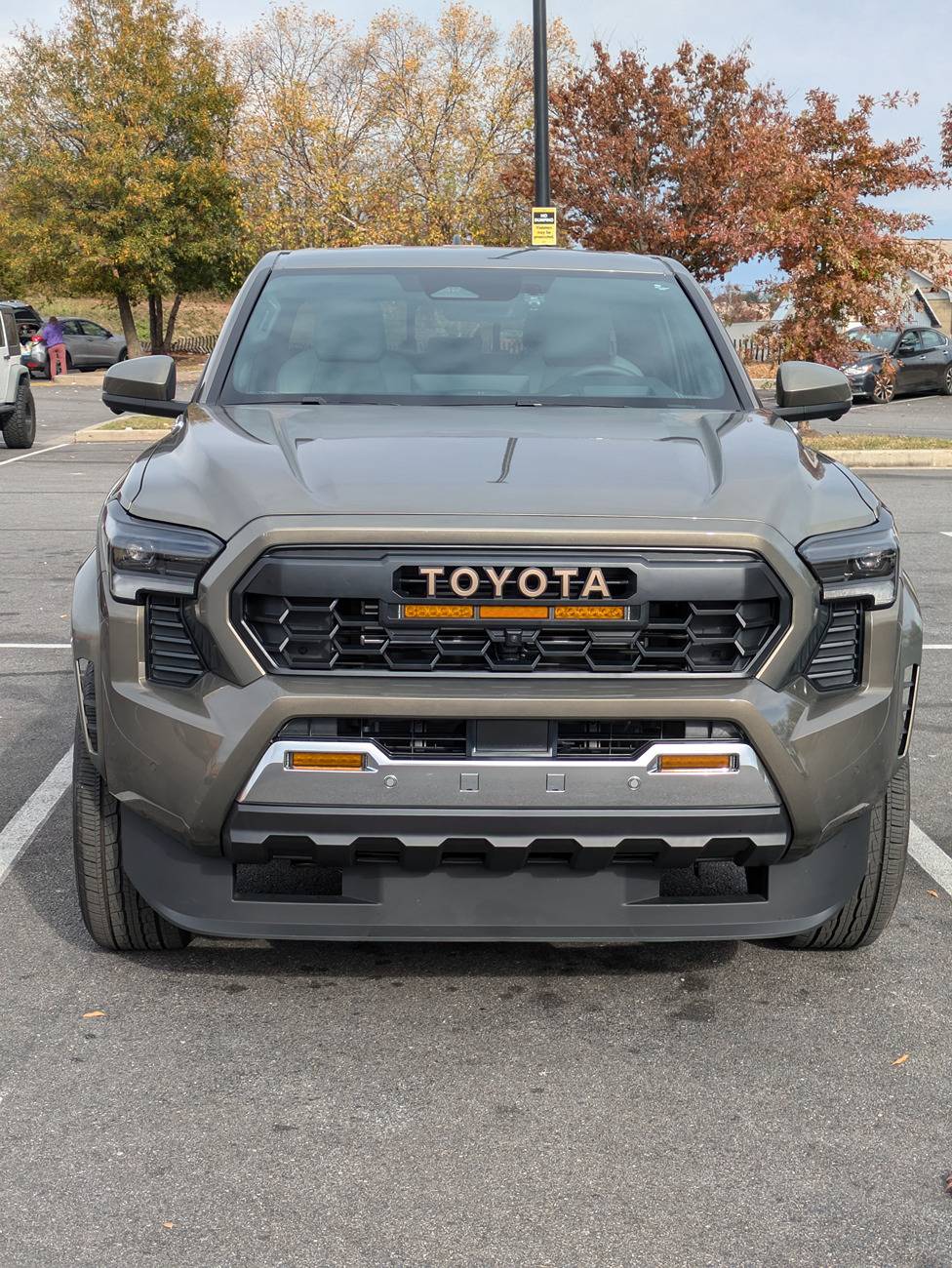 2024 Tacoma Bronze oxide + heritage/TRD pro grill with light bar pics request PXL_20241110_184113076