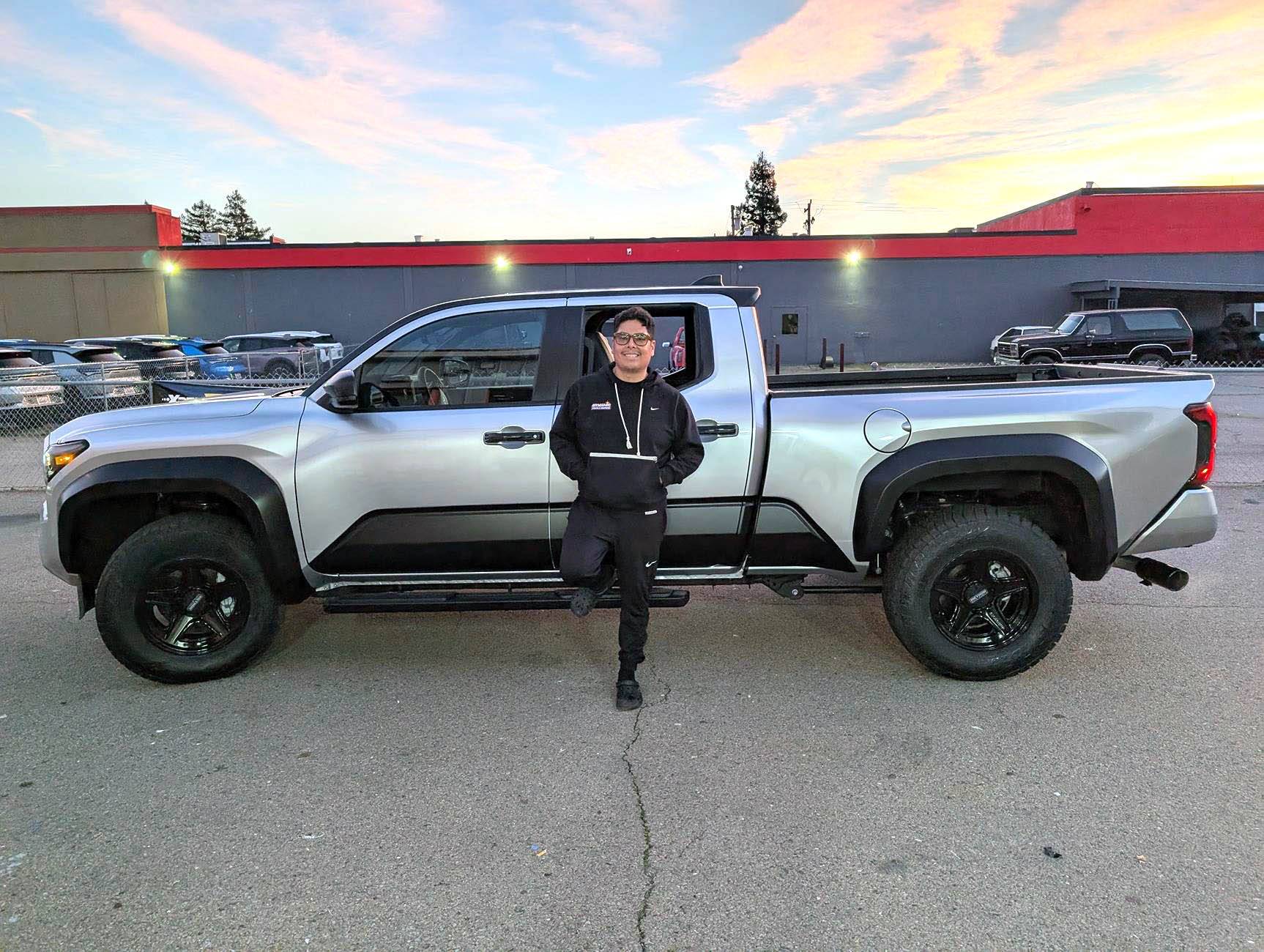 2024 Tacoma It's a Wrap! Vinyl wrapped sides and roof black PXL_20250114_012236786