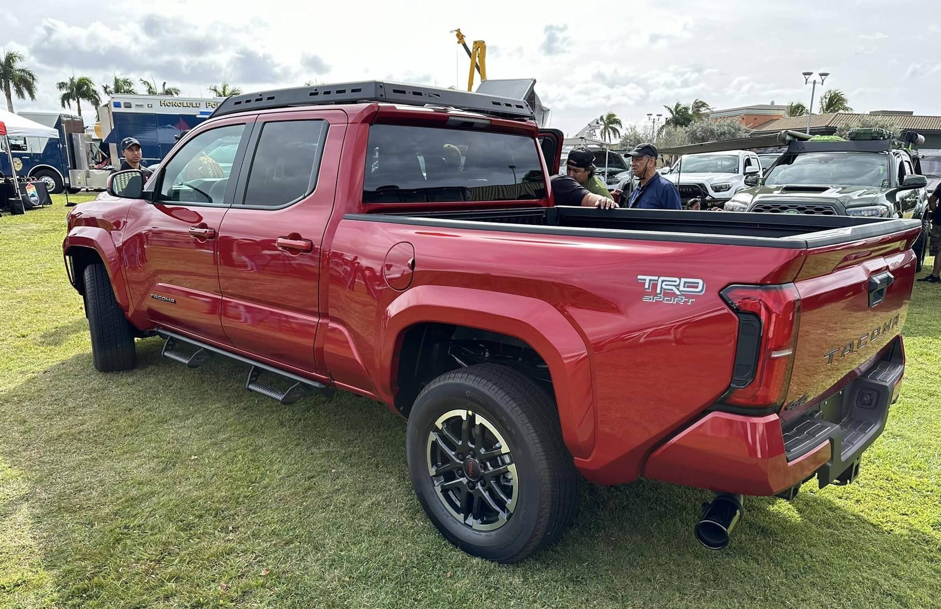 2024 Tacoma SUPERSONIC RED 2024 Tacoma Thread (4th Gen) Roof Rack Package 2024 Tacoma TRD Sport copy