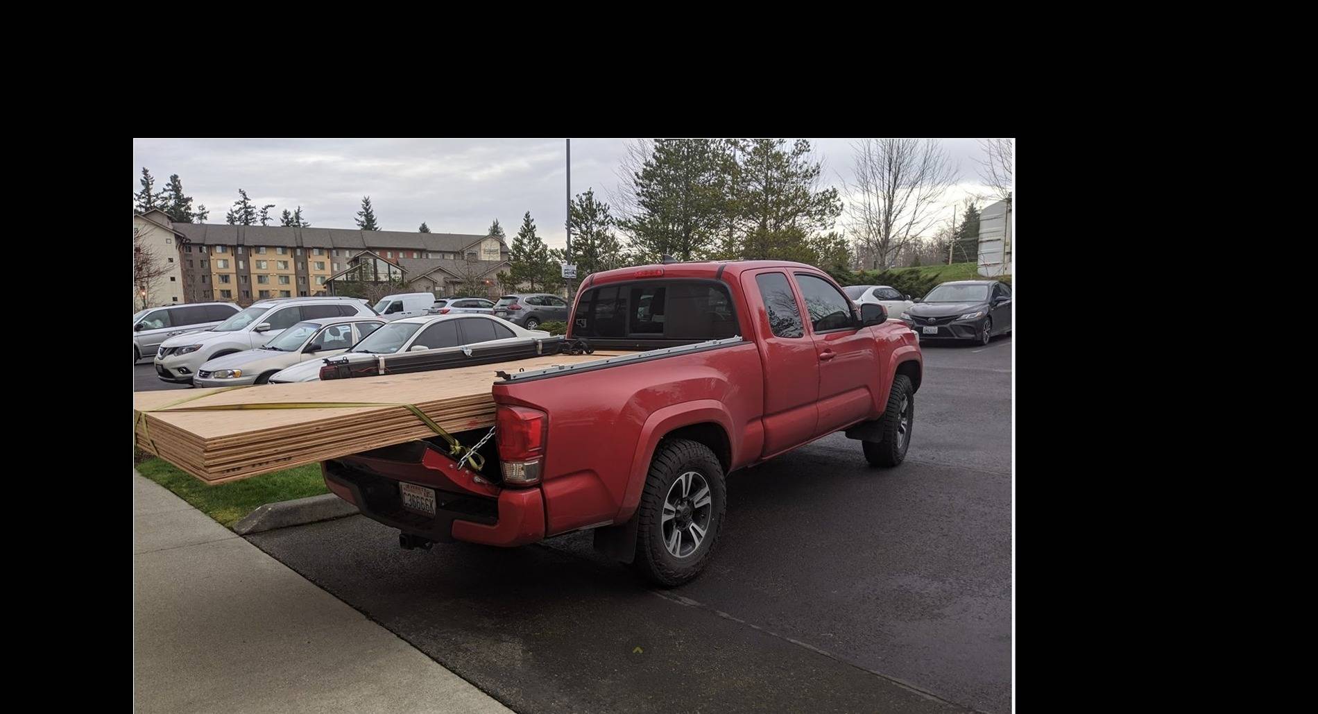 2024 Tacoma Short bed + full size drywall = no problem tacoma chains