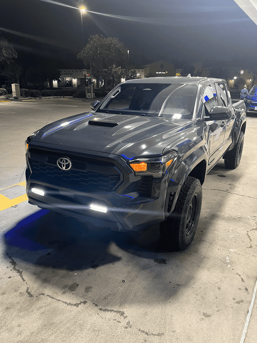 2024 Tacoma Underground in twilight sun (265/70/17 Wildpeak tires + Method MR316 wheels on 2024 Tacoma) tempImageNkltdJ