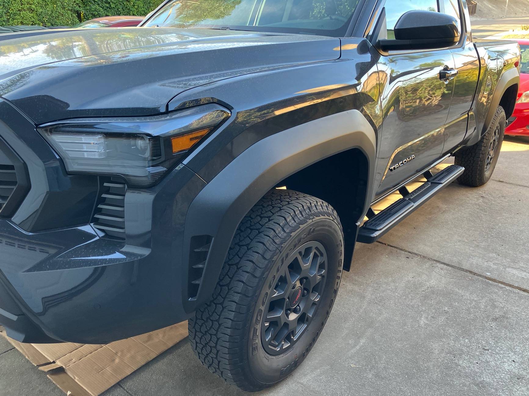 2024 Tacoma Running boards vs steps? tempImageRlZZZQ