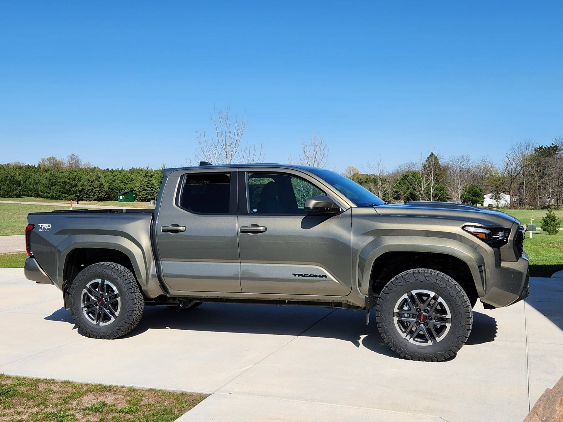 2024 Tacoma 10,000-mile update TRD Sport 6MT thumbnail_20240425_154828