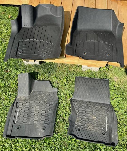 2024 Tacoma WeatherTech Floor mats, when?? thumbnail_IMG_0835