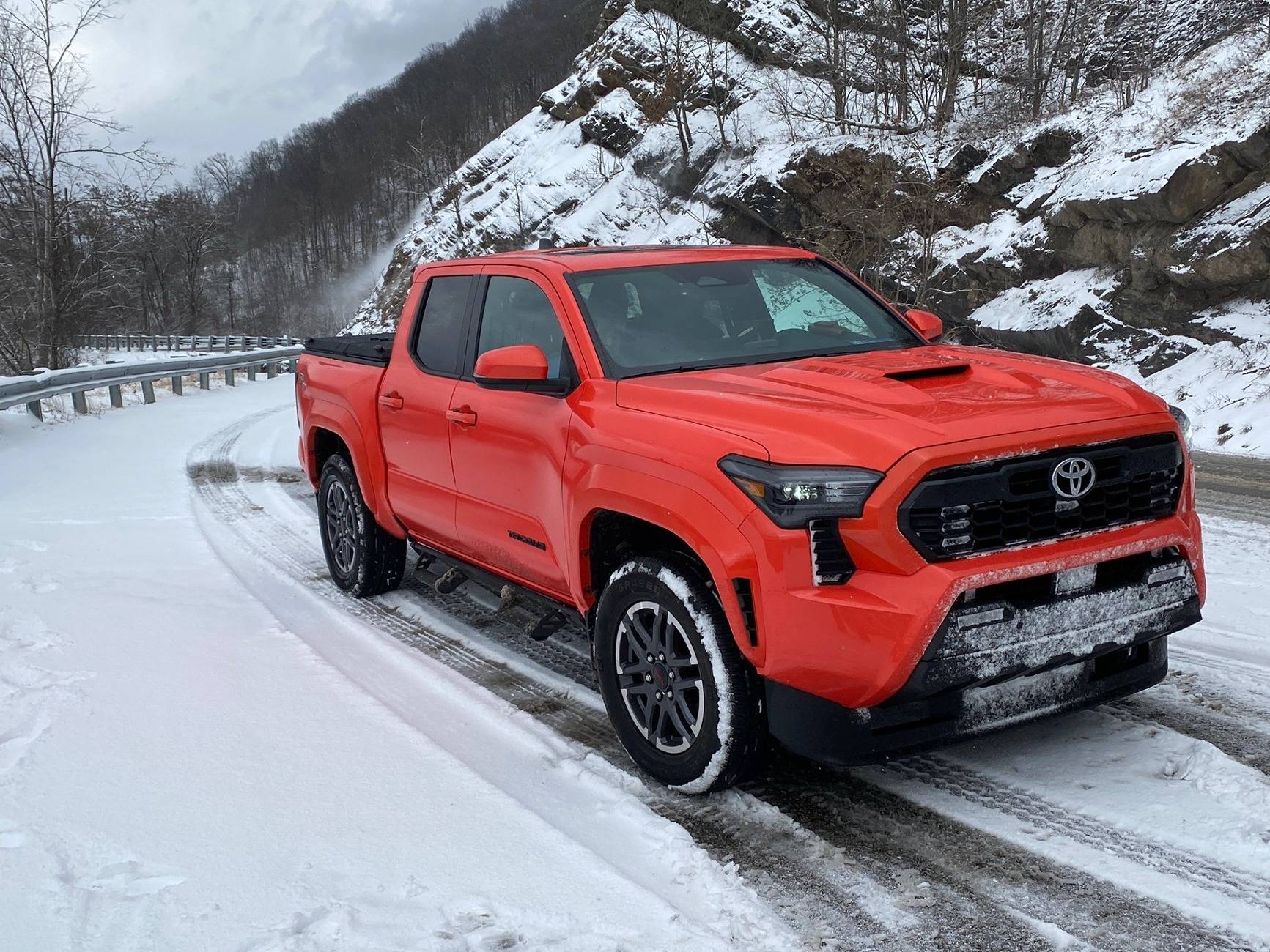 2024 Tacoma "Snow Tacos" USA & Canada Photos Thread TRD OVERLOOK 5