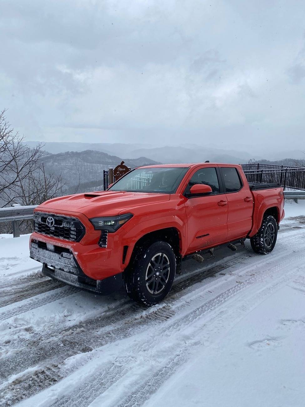 2024 Tacoma "Snow Tacos" USA & Canada Photos Thread TRD OVERLOOK 8