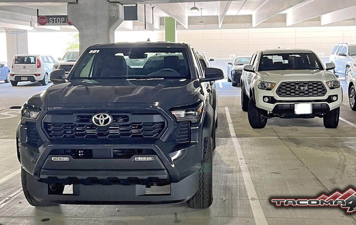 Spotted! PreRunner 2024 Tacoma first public sighting & vs 3rd gen!