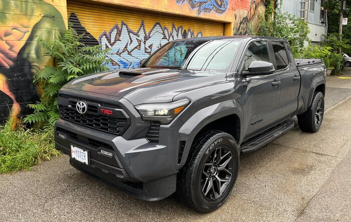 20” wheels with Toyo Proxes ST performance street tires